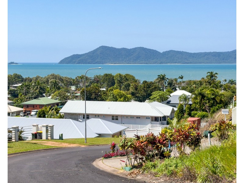 30 Campbell Terrace, South Mission Beach QLD 4852
