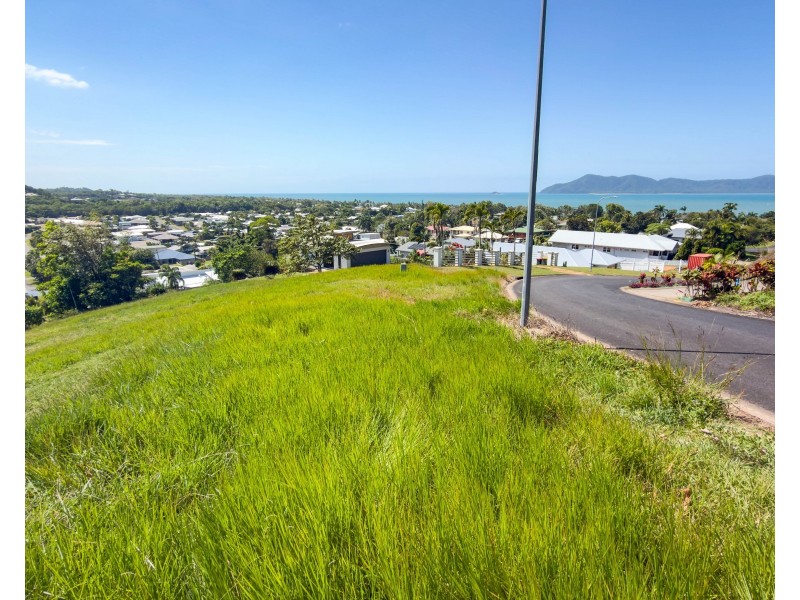 30 Campbell Terrace, South Mission Beach QLD 4852