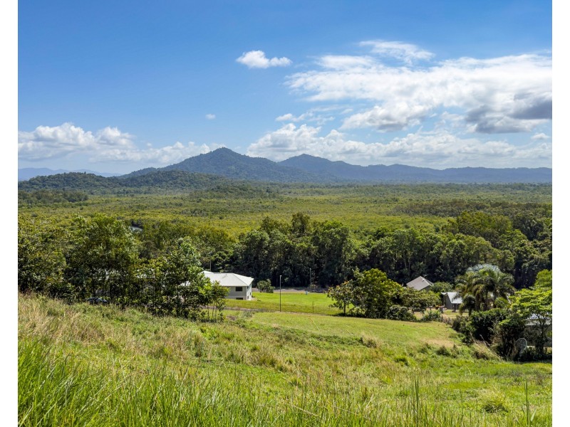 30 Campbell Terrace, South Mission Beach QLD 4852