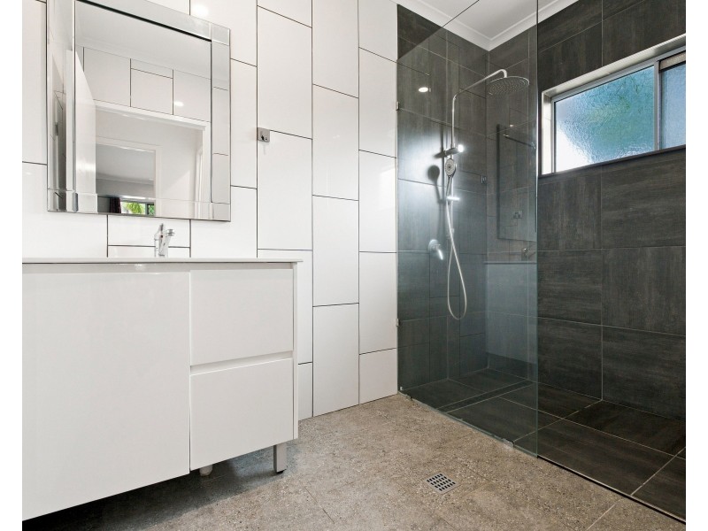 20 Wongaling Beach Road, Wongaling Beach QLD 4852