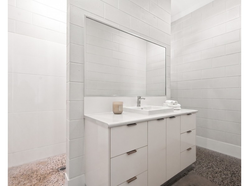 64 Kennedy Esplanade, South Mission Beach QLD 4852