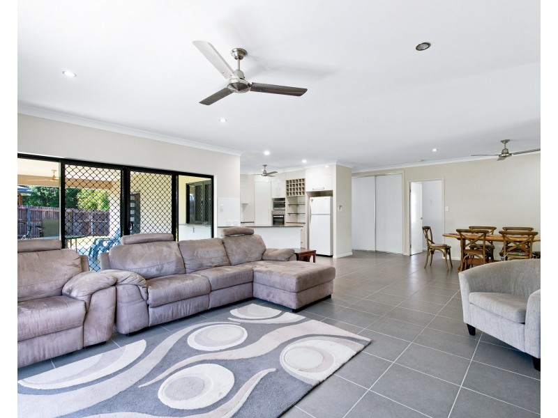 24 Clipper Court, South Mission Beach QLD 4852