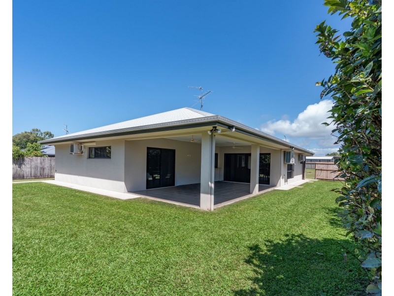 24 Clipper Court, South Mission Beach QLD 4852