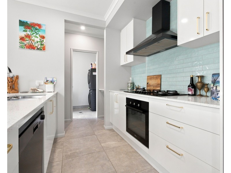 8 Shore Street, Wongaling Beach QLD 4852
