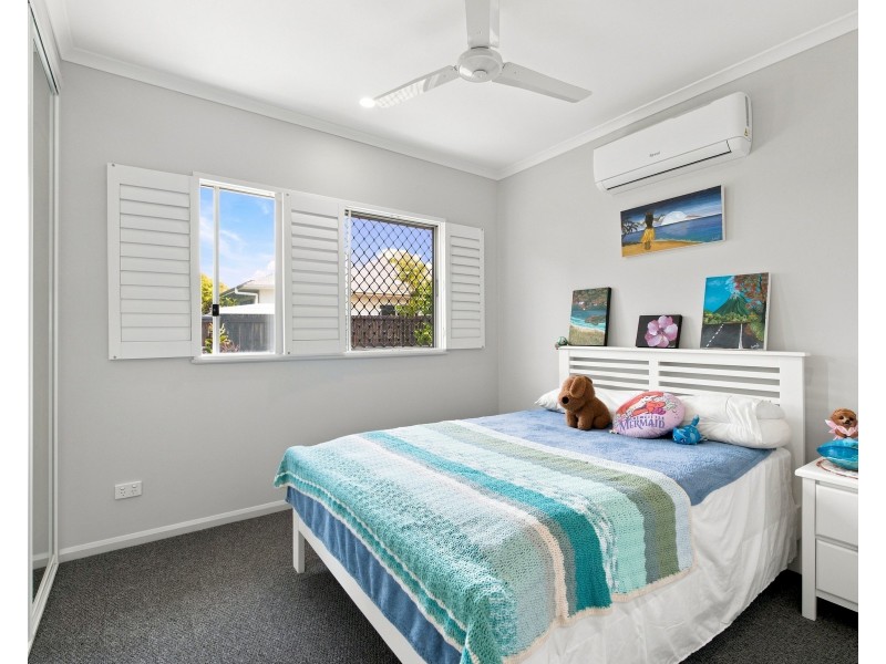 8 Shore Street, Wongaling Beach QLD 4852