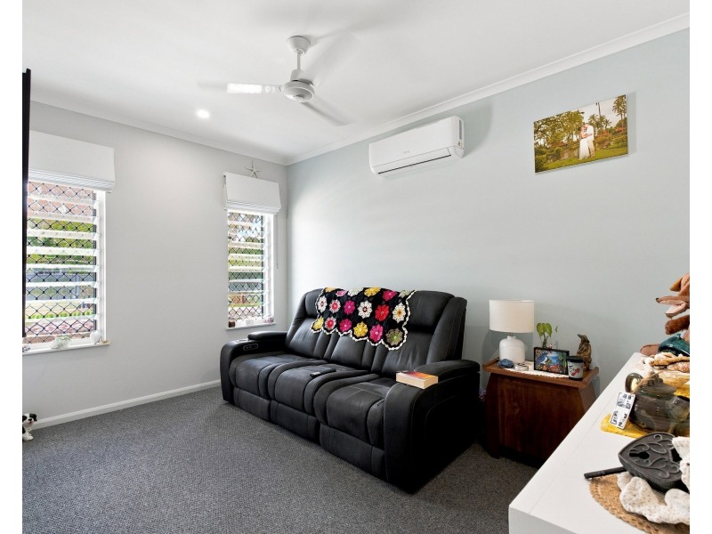 8 Shore Street, Wongaling Beach QLD 4852