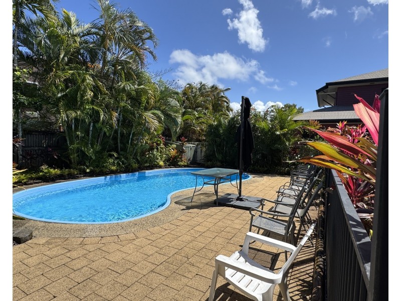 Unit 5/75 Reid Road, Wongaling Beach QLD 4852