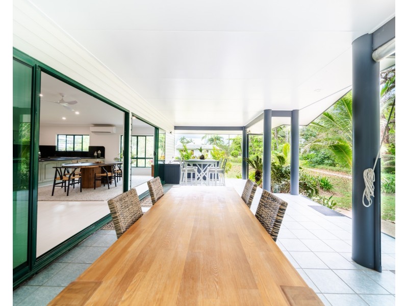 24 Pacific Parade, Mission Beach QLD 4852