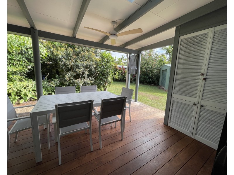 6 Hutchison Close, Mission Beach QLD 4852