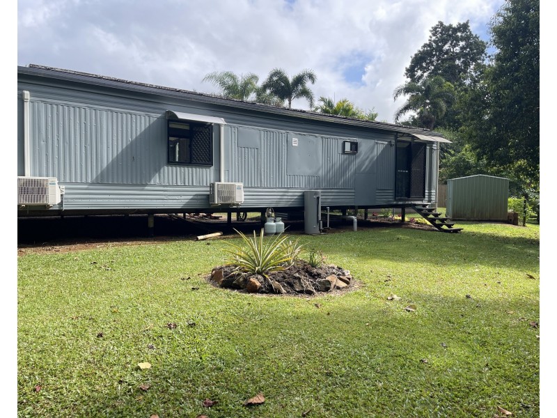 6 Hutchison Close, Mission Beach QLD 4852