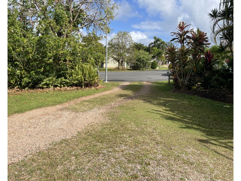 6 Hutchison Close, Mission Beach QLD 4852