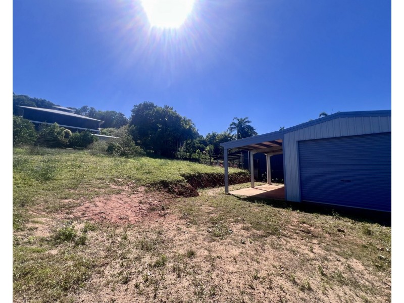 3 Genoa Court, South Mission Beach QLD 4852