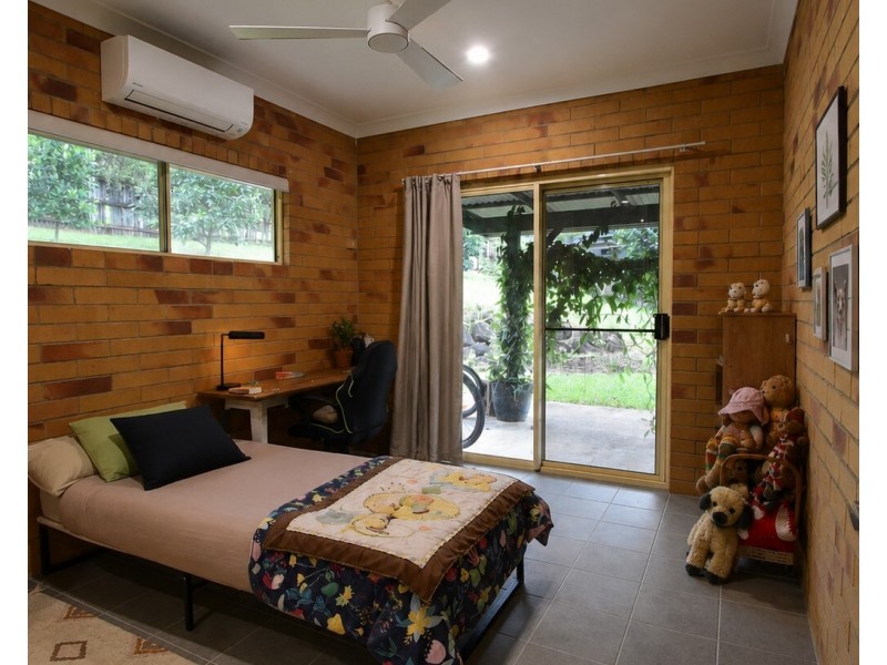 19 Bamber Street, Tully QLD 4854