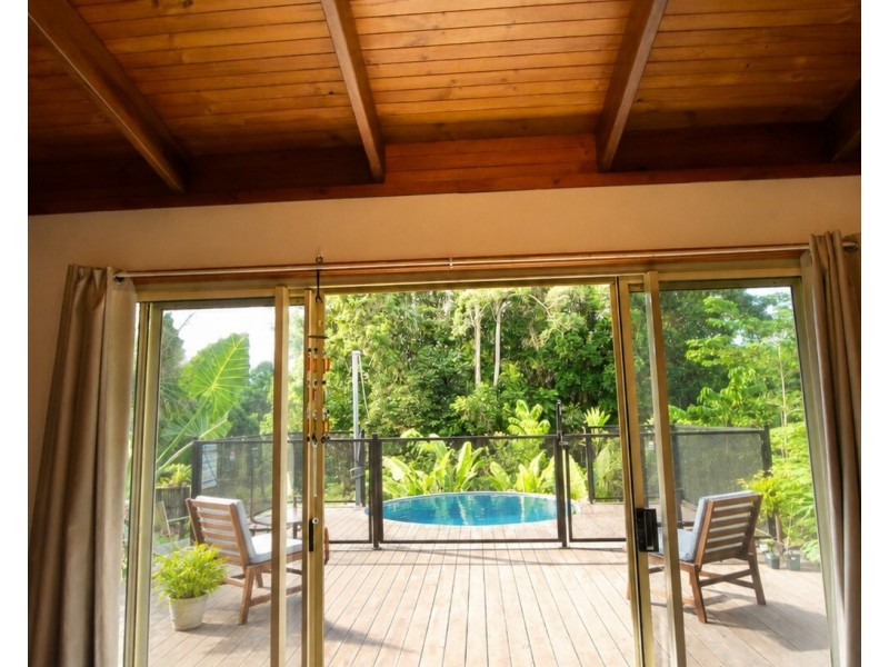 19 Bamber Street, Tully QLD 4854