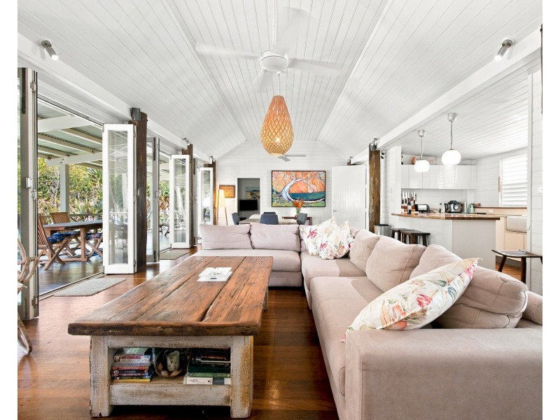 8B Reid Road, Wongaling Beach QLD 4852