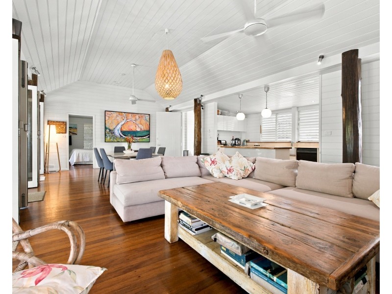 8B Reid Road, Wongaling Beach QLD 4852