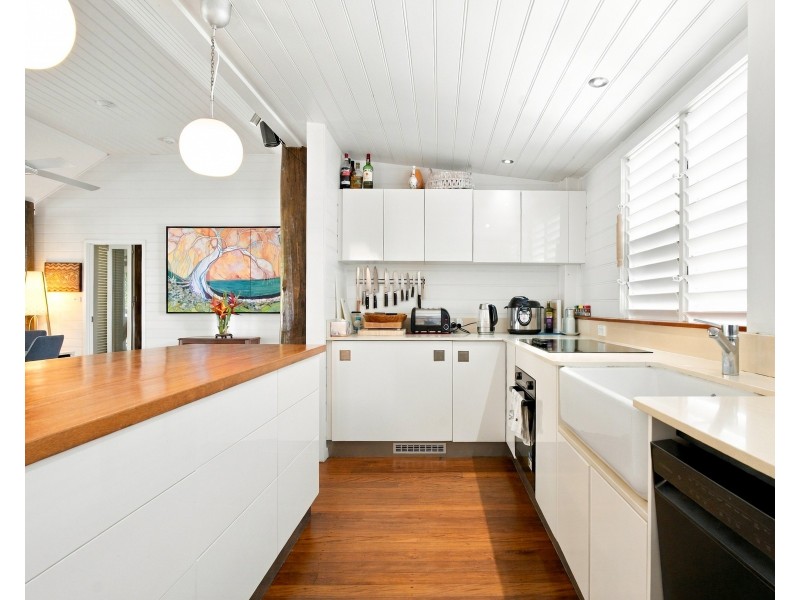 8B Reid Road, Wongaling Beach QLD 4852