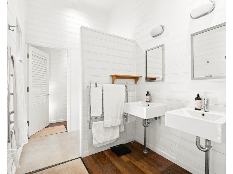 8B Reid Road, Wongaling Beach QLD 4852