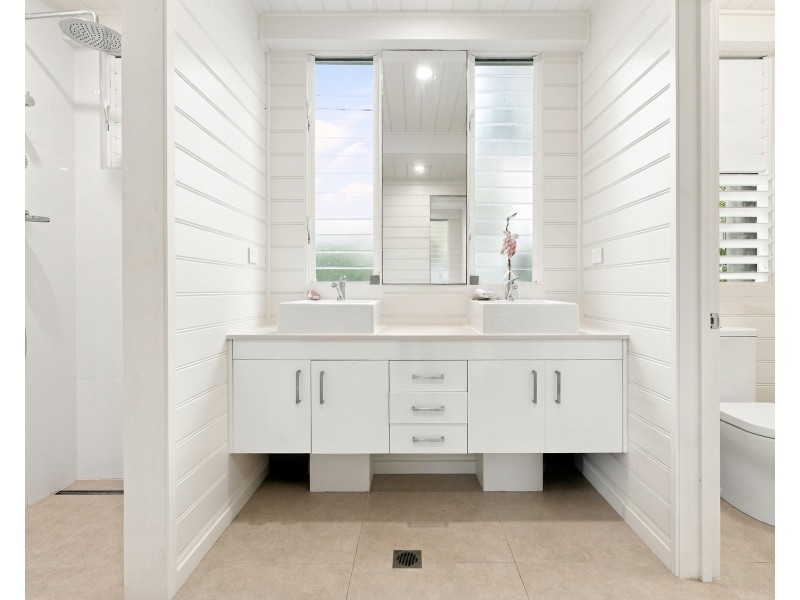 8B Reid Road, Wongaling Beach QLD 4852
