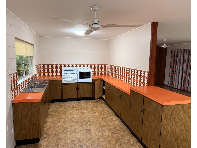 13a Porter Promenade, Mission Beach QLD 4852
