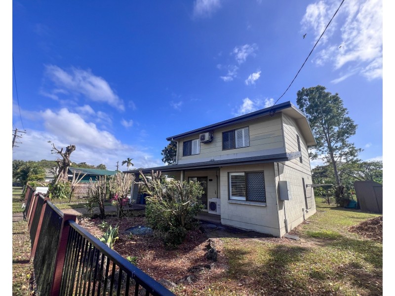 16 Grevillea Street, Tully Heads QLD 4854
