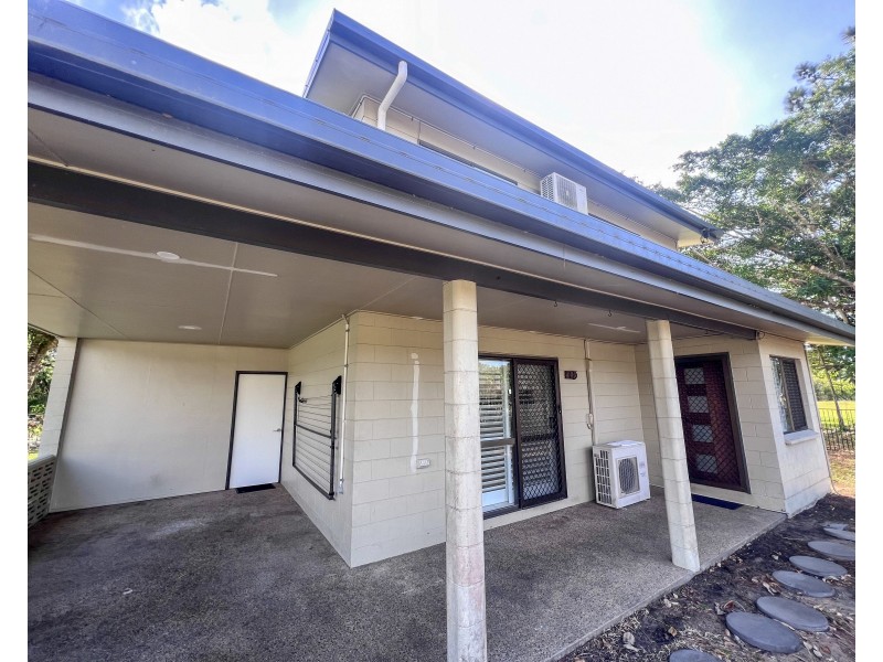 16 Grevillea Street, Tully Heads QLD 4854