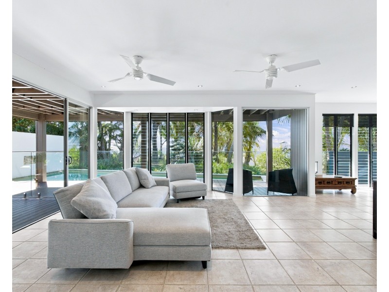 1/1 Conch Street, Mission Beach QLD 4852