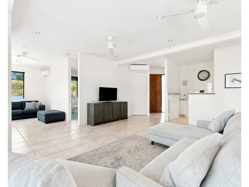 1/1 Conch Street, Mission Beach QLD 4852