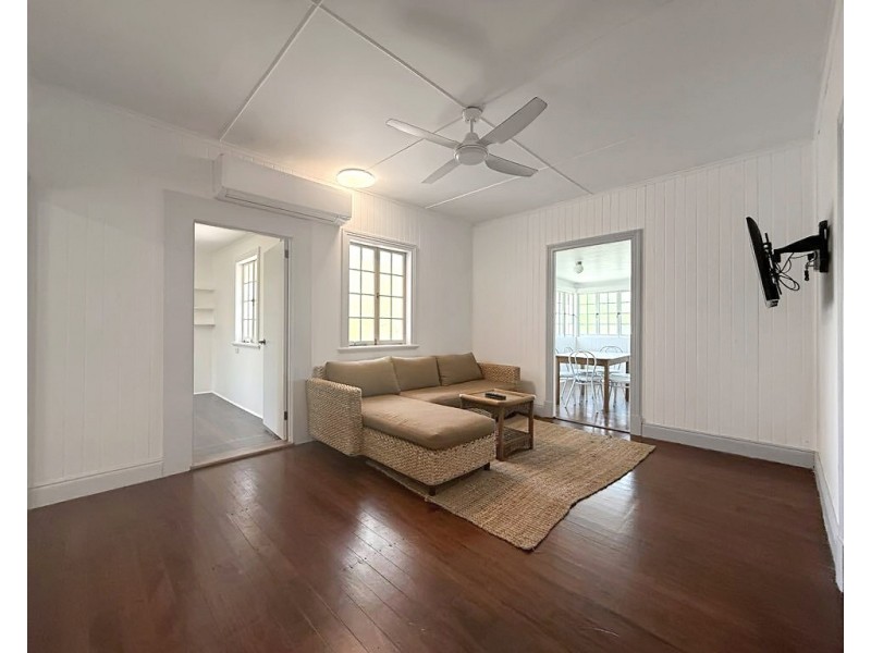 72 Holland Street, Wongaling Beach QLD 4852