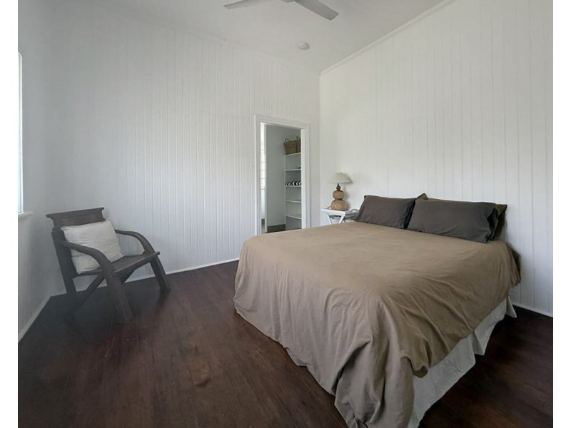 72 Holland Street, Wongaling Beach QLD 4852