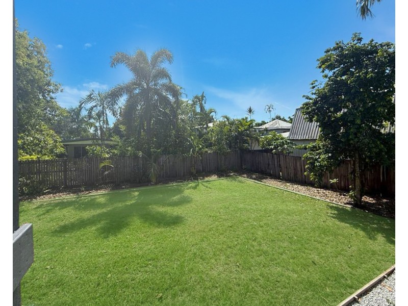 72 Holland Street, Wongaling Beach QLD 4852