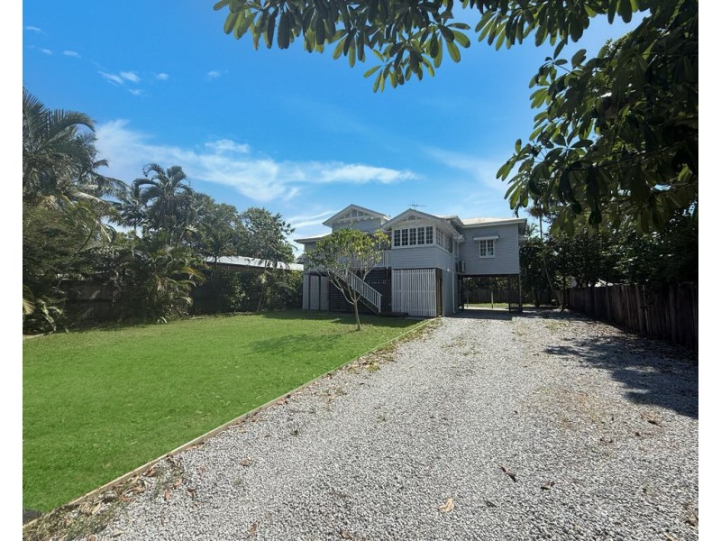 72 Holland Street, Wongaling Beach QLD 4852