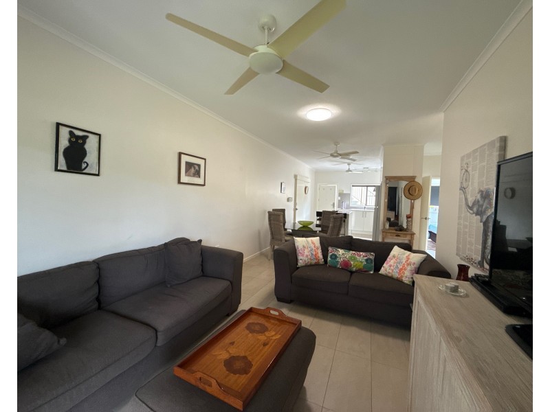 Unit 2/145 Reid Rd, Wongaling Beach QLD 4852