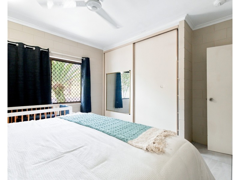 2 Hielscher Street, Tully QLD 4854