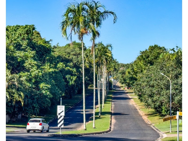32 Pacific View Drive, Wongaling Beach QLD 4852
