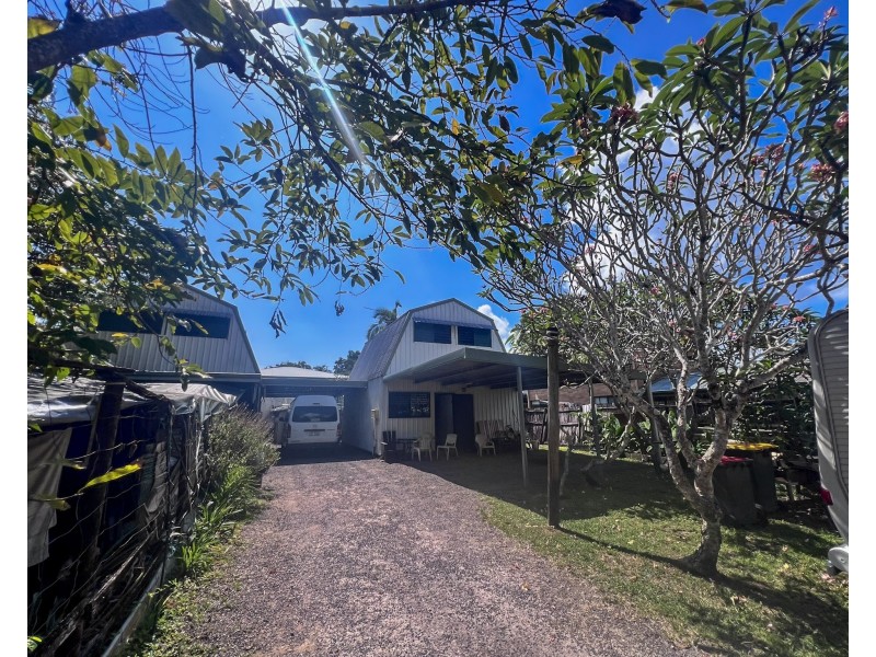 70 Holland Street, Wongaling Beach QLD 4852