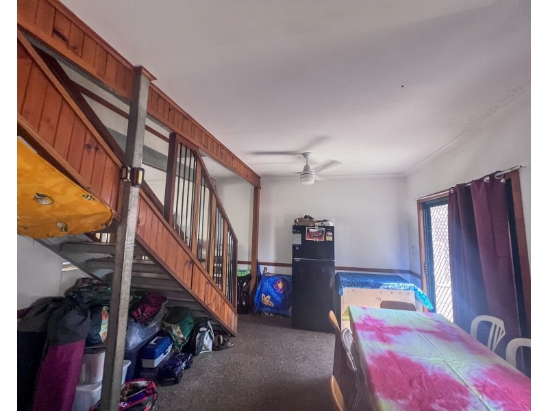 70 Holland Street, Wongaling Beach QLD 4852
