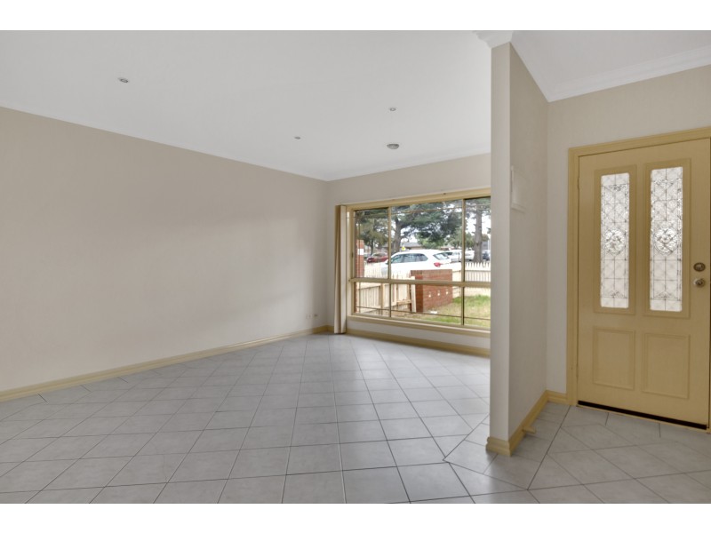 1/133 Glenroy Road, Glenroy VIC 3046