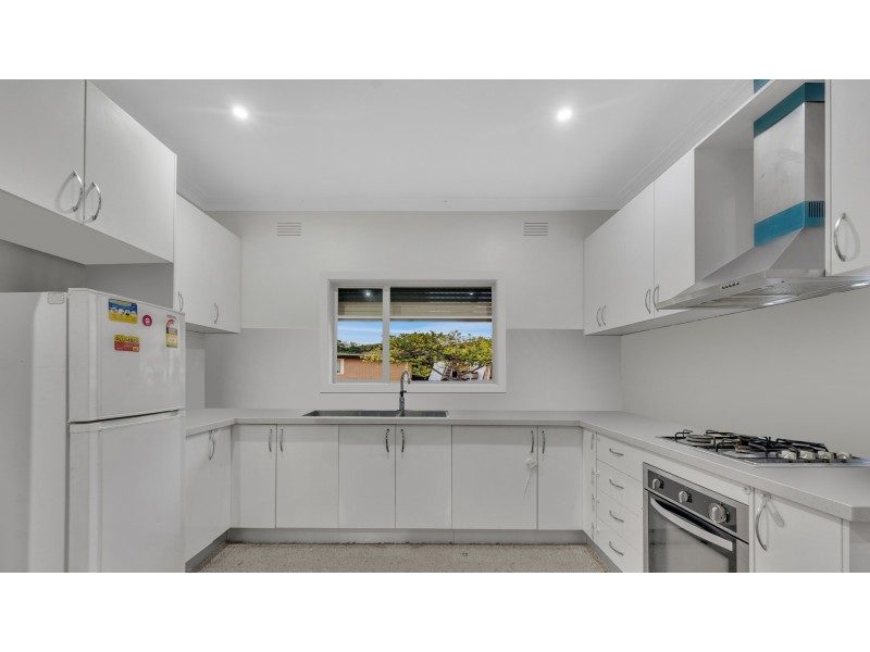 261 Main Road East, St Albans VIC 3021