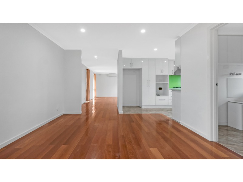 18 Lambolle Court, St Albans VIC 3021