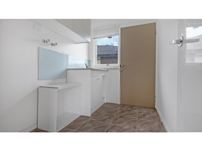 18 Lambolle Court, St Albans VIC 3021