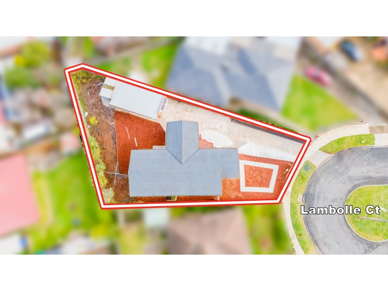 18 Lambolle Court, St Albans VIC 3021