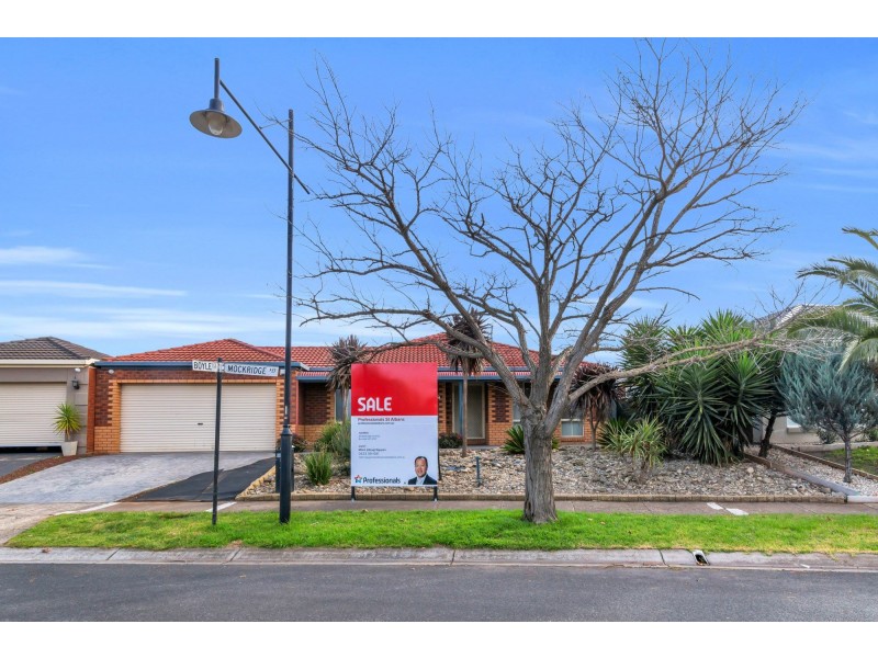 30 Mockridge Avenue, Burnside VIC 3023