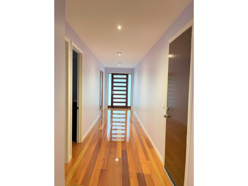 2 Dantum Grove, Braybrook VIC 3019