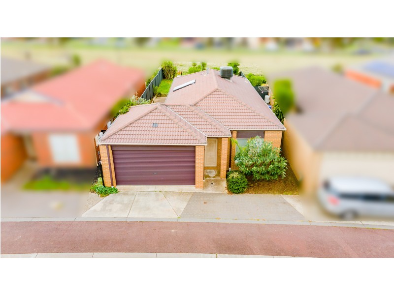 25 Belvoir Gardens, Derrimut VIC 3030