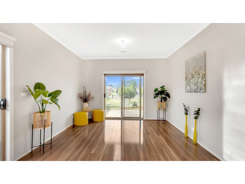 25 Belvoir Gardens, Derrimut VIC 3030