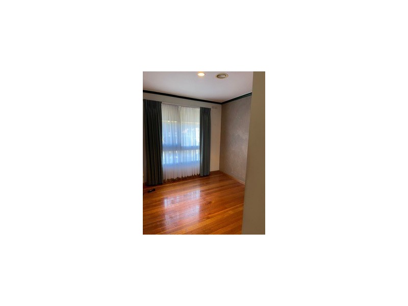 1 President Road, Albanvale VIC 3021