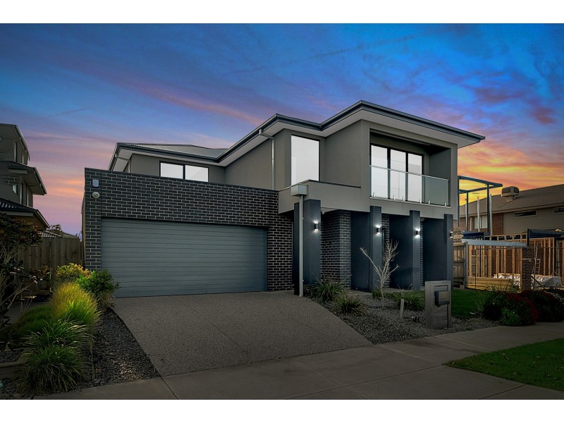 39 Starboard Way, Werribee South VIC 3030