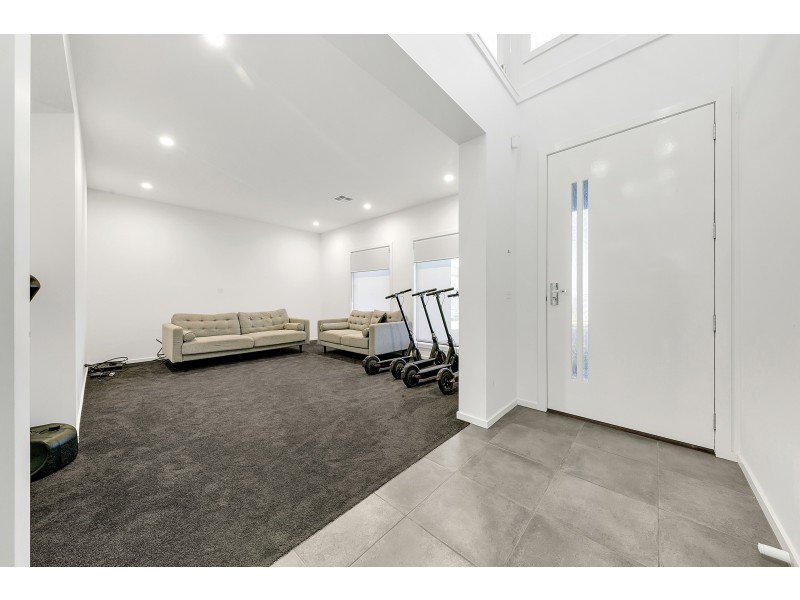 39 Starboard Way, Werribee South VIC 3030