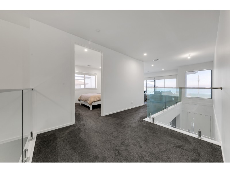 39 Starboard Way, Werribee South VIC 3030